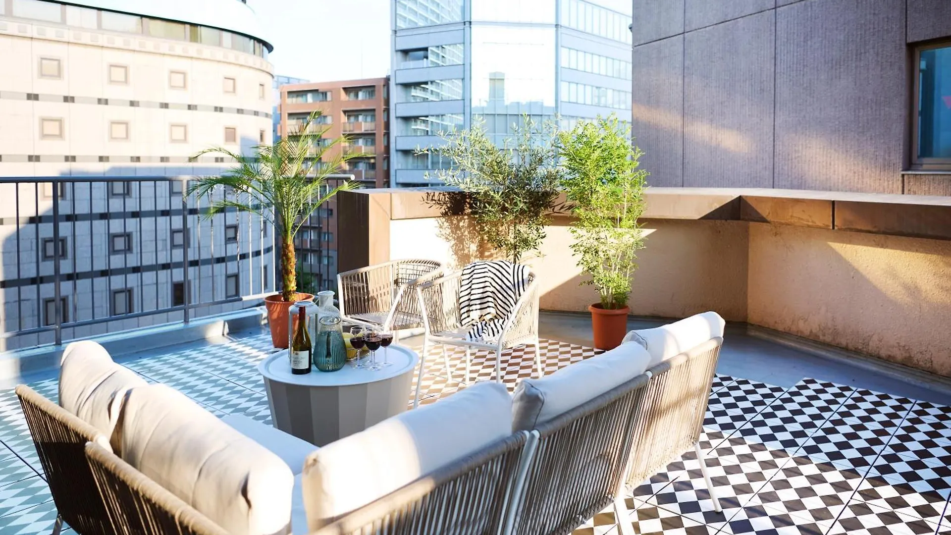 Central Shinjuku Apartment With Beautiful City View 3Stops To Shibuya Präfektur Tokio Japan